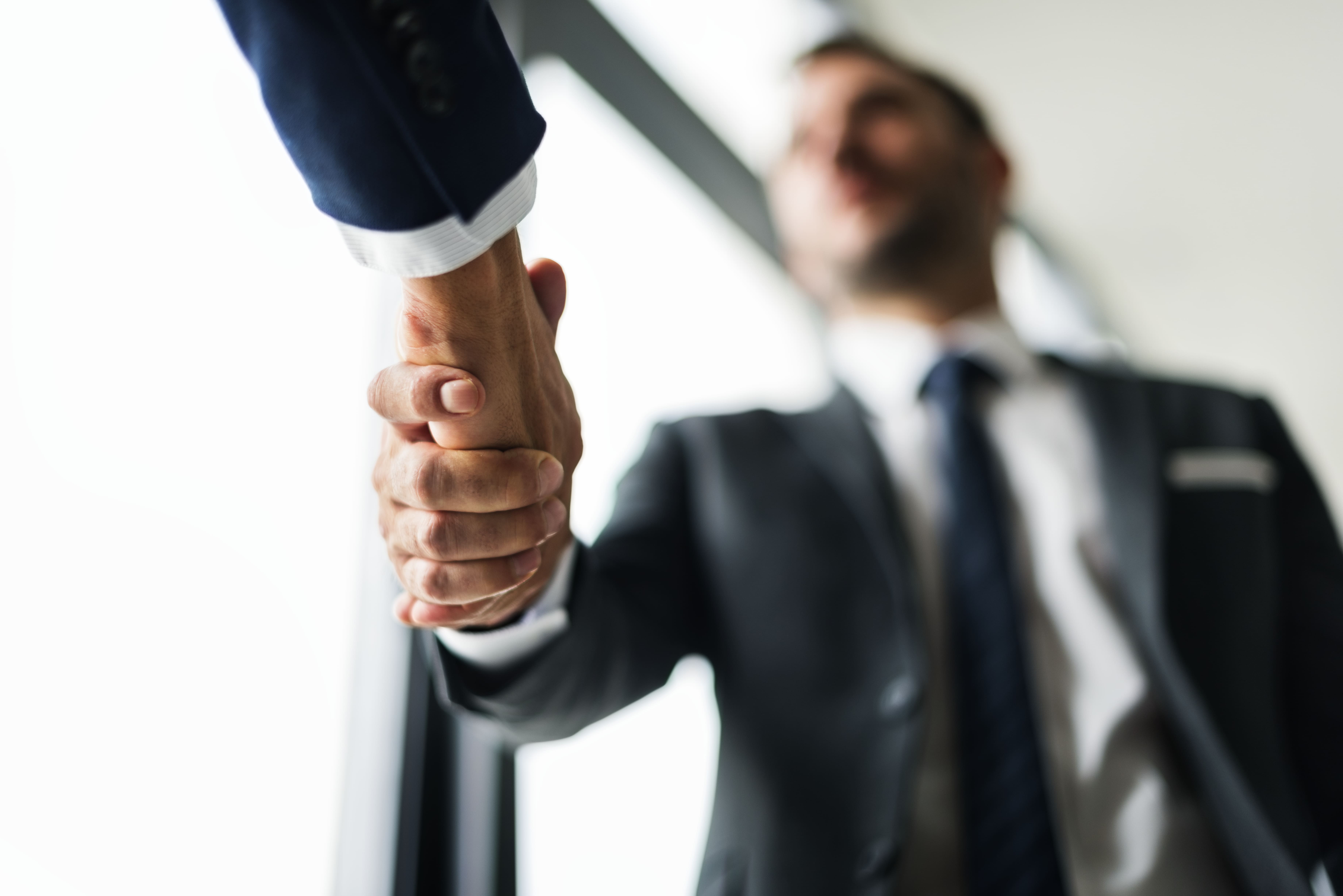 SEO para Indústrias B2B: Como receber pedidos de cotação qualificados (sem depender de Feiras)